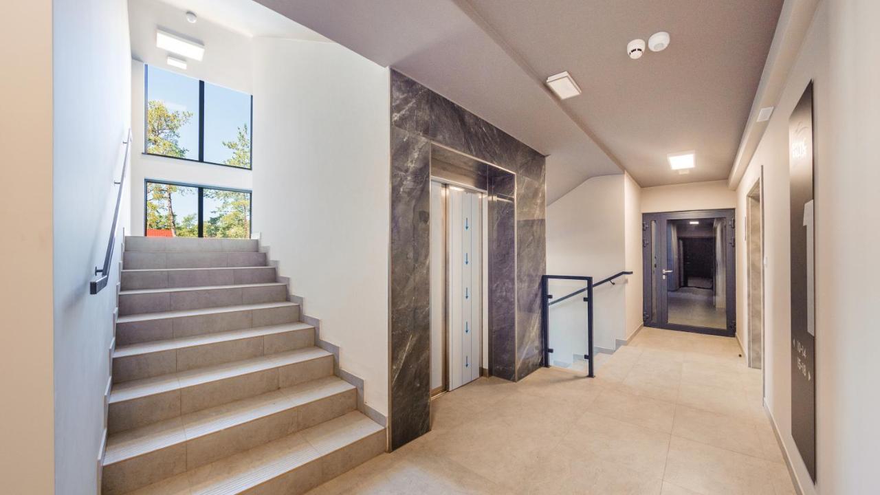 Apartamenty Sun & Snow Baltic Apartments Z Basenem ポビエロボ エクステリア 写真