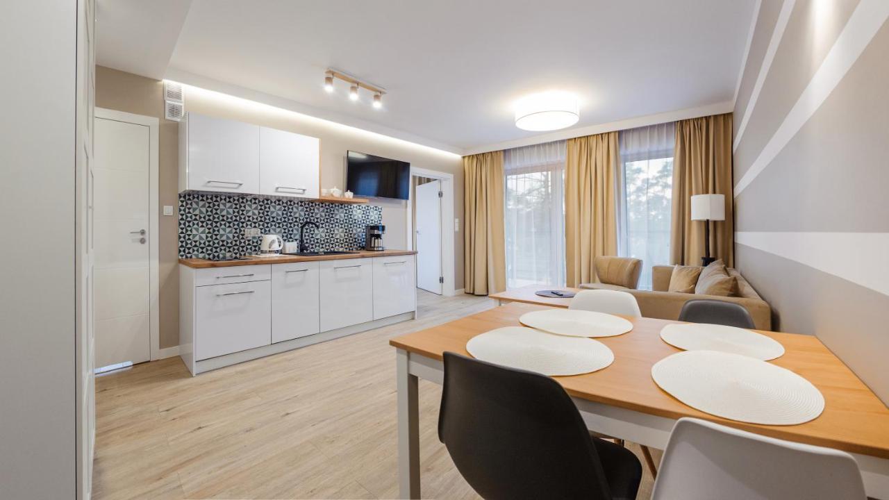 Apartamenty Sun & Snow Baltic Apartments Z Basenem ポビエロボ エクステリア 写真