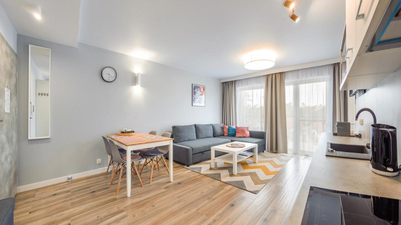 Apartamenty Sun & Snow Baltic Apartments Z Basenem ポビエロボ エクステリア 写真
