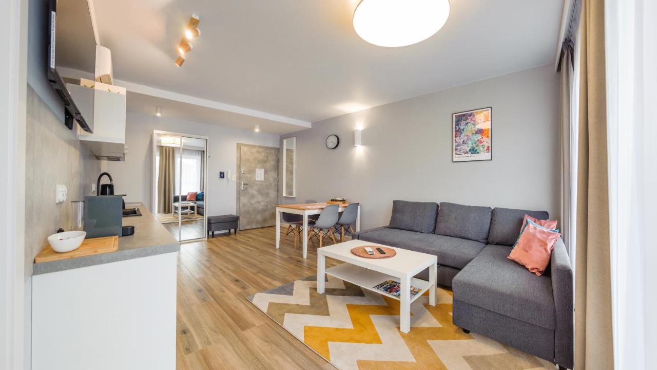 Apartamenty Sun & Snow Baltic Apartments Z Basenem ポビエロボ エクステリア 写真