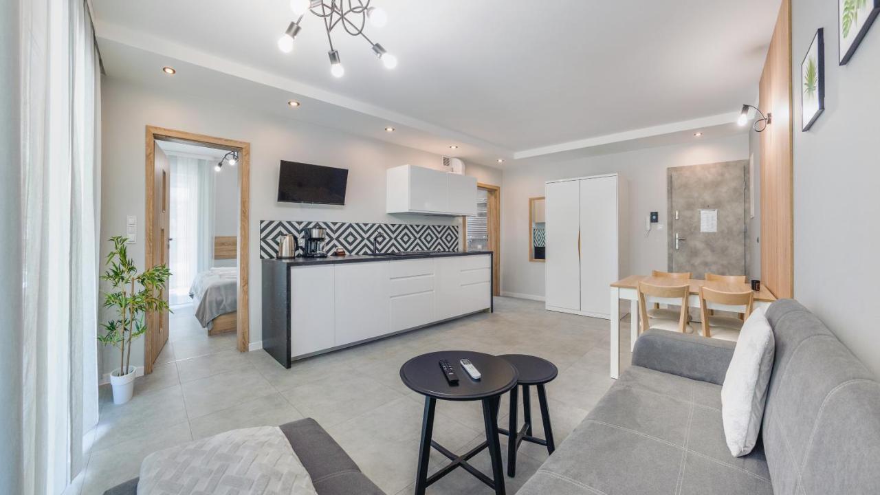 Apartamenty Sun & Snow Baltic Apartments Z Basenem ポビエロボ エクステリア 写真