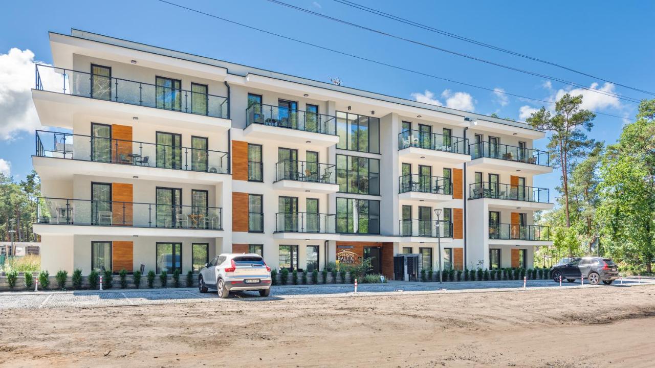 Apartamenty Sun & Snow Baltic Apartments Z Basenem ポビエロボ エクステリア 写真